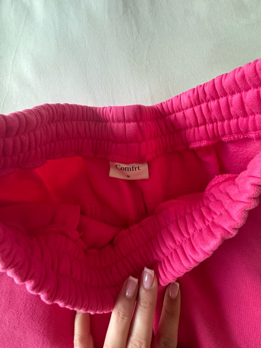 Comfrt Hot Pink Airplane Mode Set - Picture 2 of 7